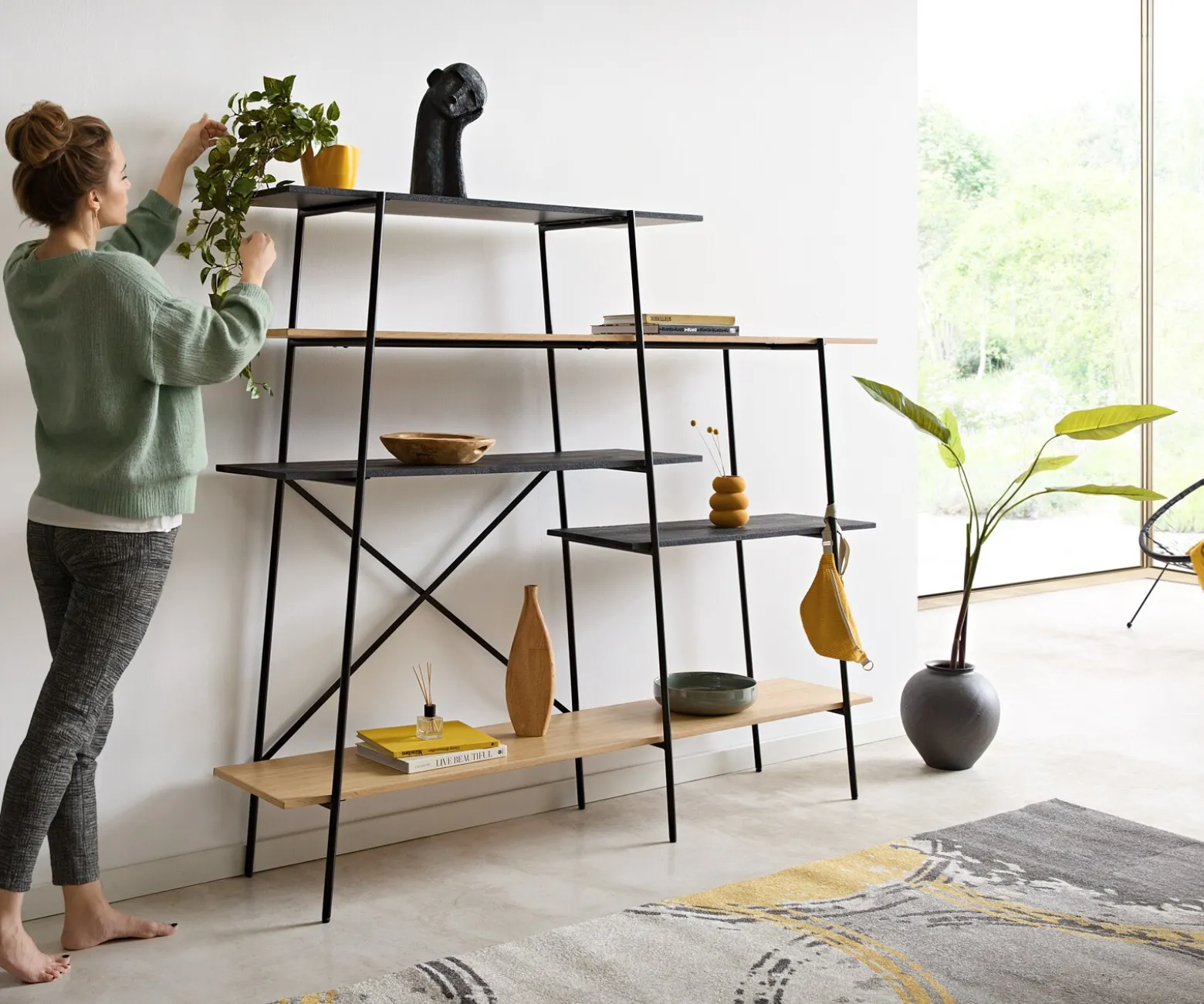 BücherregalMikkusu 185x160 cm Bambus Natur Mango Schwarz 5 Ablagen Metall Schwarz Versandfertig ca. 06.11.26