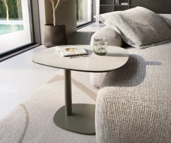 BeistelltischEdge Boot 60x60 cm Keramik Onyx Champagne Eleny Metall Effektfinish Titan Versandfertig ca. 28.10.26