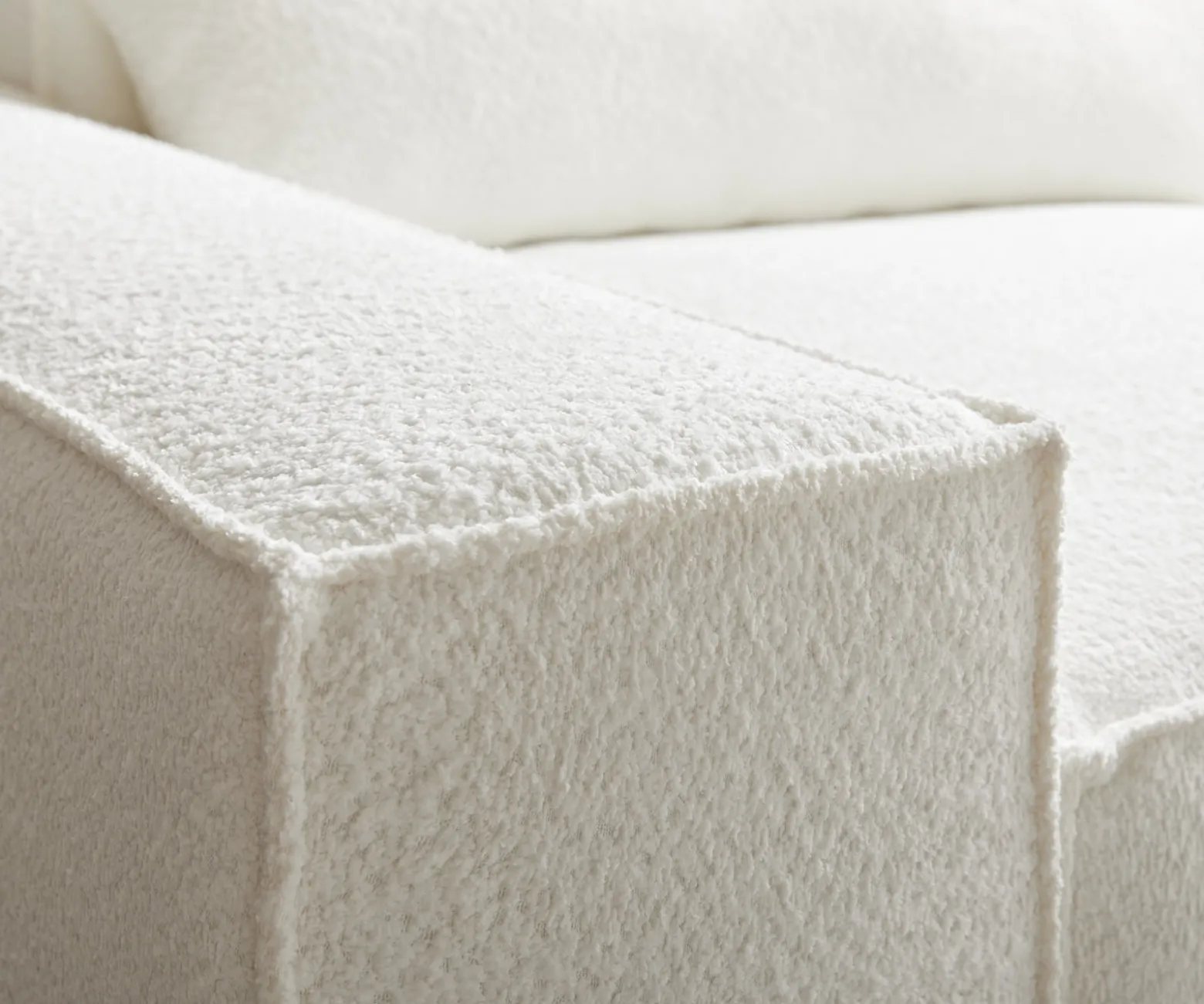 Big-SofaSirpio 230x95 cm Bouclé Creme-Weiß mit Hocker Sofort versandfertig