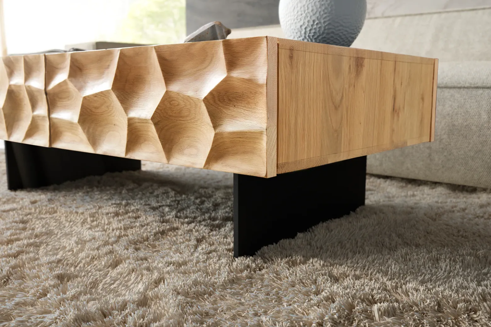 CouchtischSolu 120x70 cm Eiche Natur 4 Schübe Fuß schwebend Metall Schwarz 3D-Front Sofort versandfertig