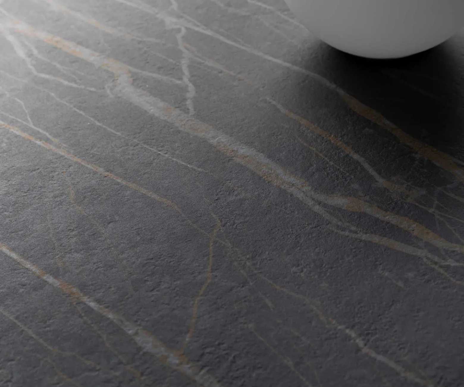 CouchtischTorell 80x80 cm Keramik Laminam®Noir Desir Braun Metallrahmen Effektfinish Titan Sofort versandfertig