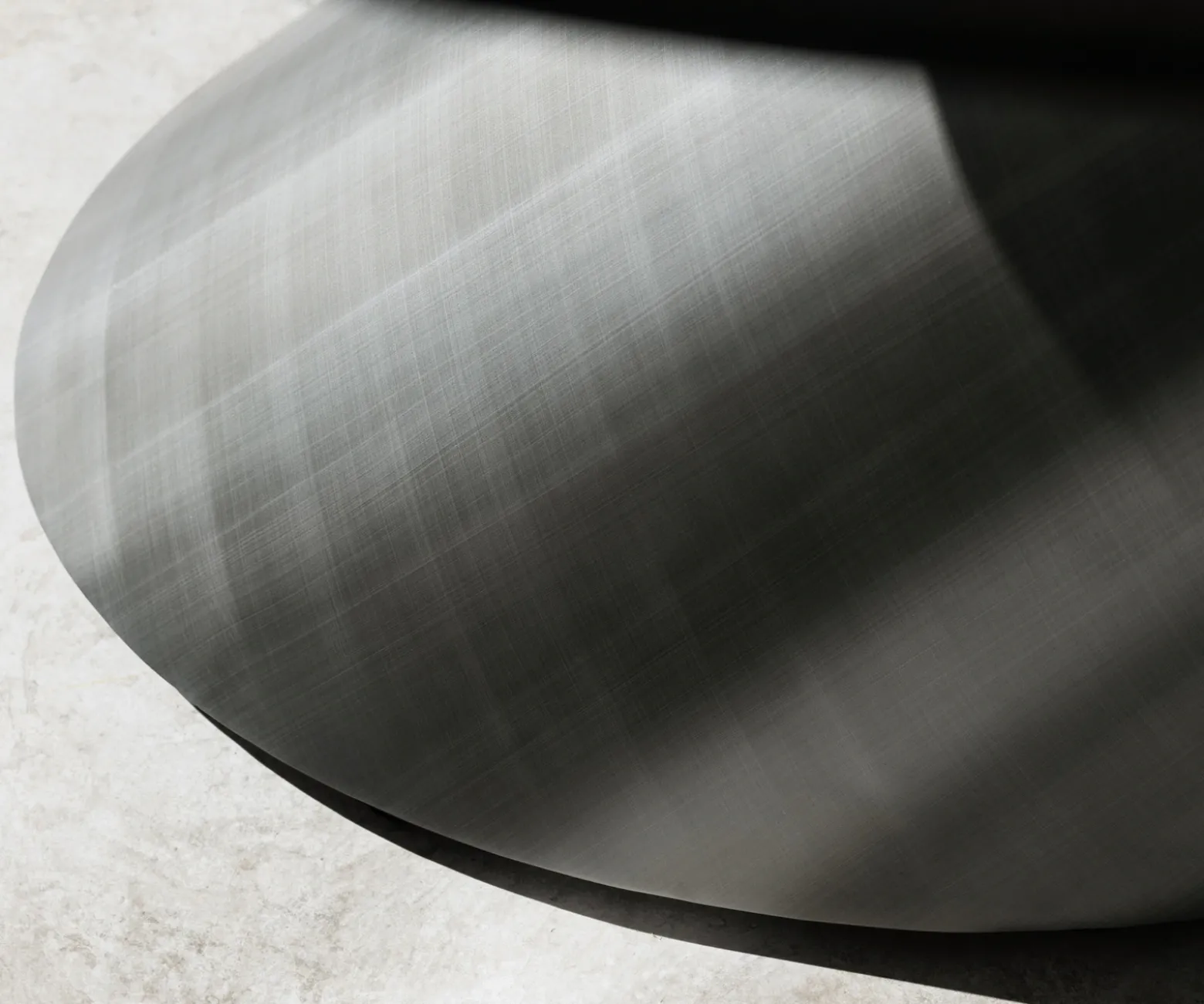 EsstischEdge Oval 280x130 Reliefglas Rauchschwarz 3D-Design Cono Metallic Silber Versandfertig ca. 25.09.26