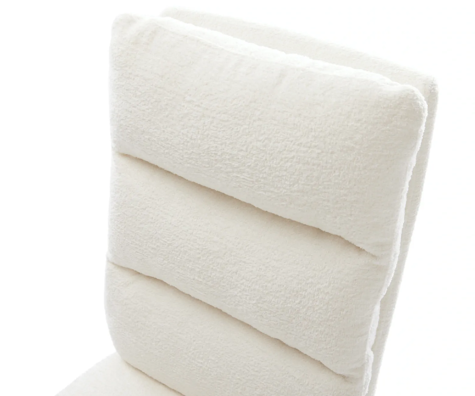 EsszimmerstuhlPela-Flex Bouclé Soft Beige Kufengestell Edelstahl Taschenfederkern Sofort versandfertig