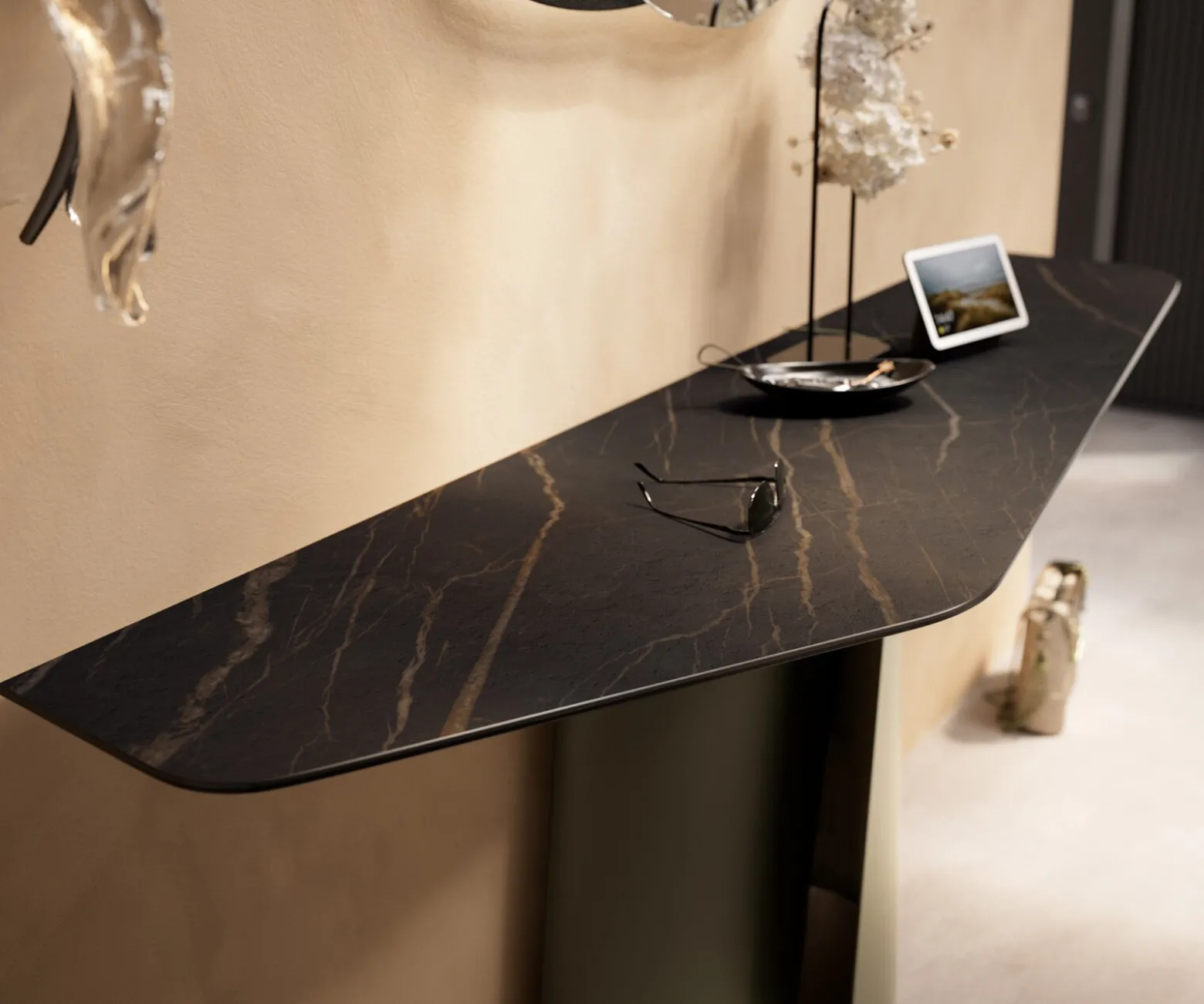 KonsolentischEdge Polygonal 180x50 cm Keramik Laminam® Noir Desir Braun Livos Metall Effektfinish Titan Sofort versandfertig