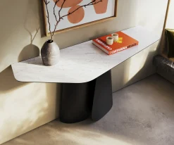 KonsolentischEdge Polygonal 140x50 cm Keramik Laminam® Statuarietto Weiß Livos Metall Schwarz Versandfertig ca. 06.01.27