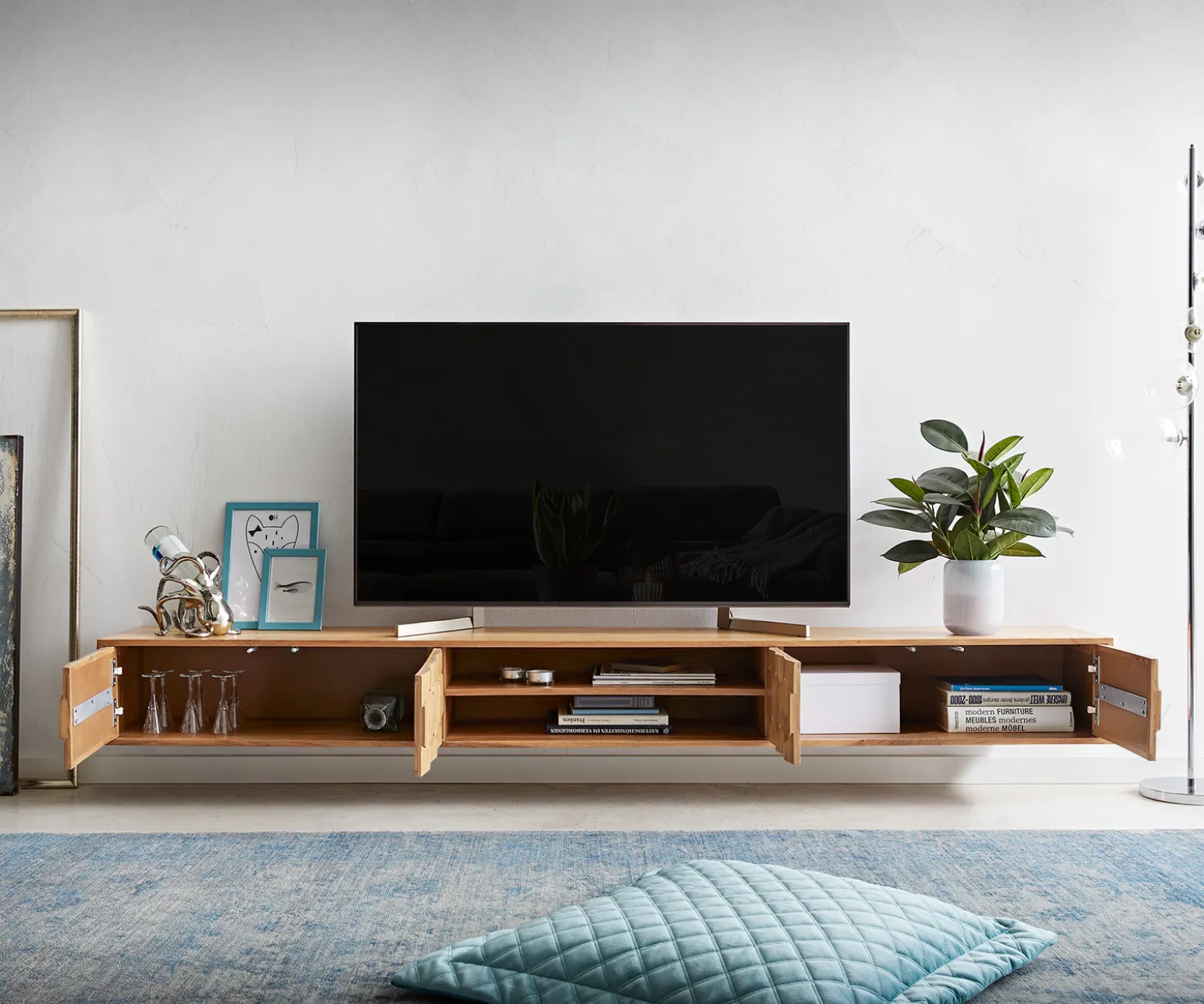 LowboardFevo 240 cm Akazie Natur 4 Türen schwebend Sofort versandfertig