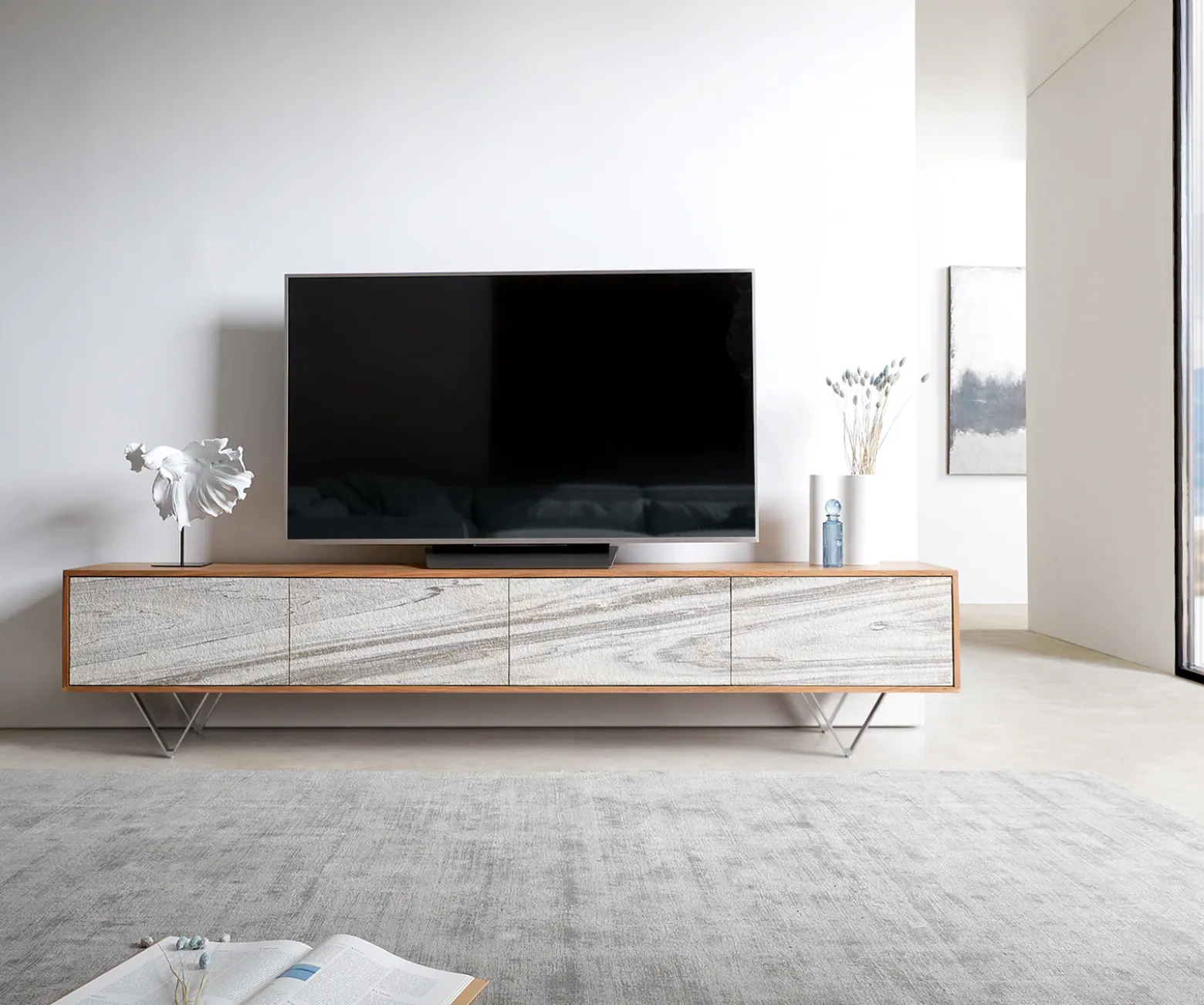 LowboardKleo 220 cm Akazie Natur 4 Türen V-Fuß Edelstahl Sofort versandfertig