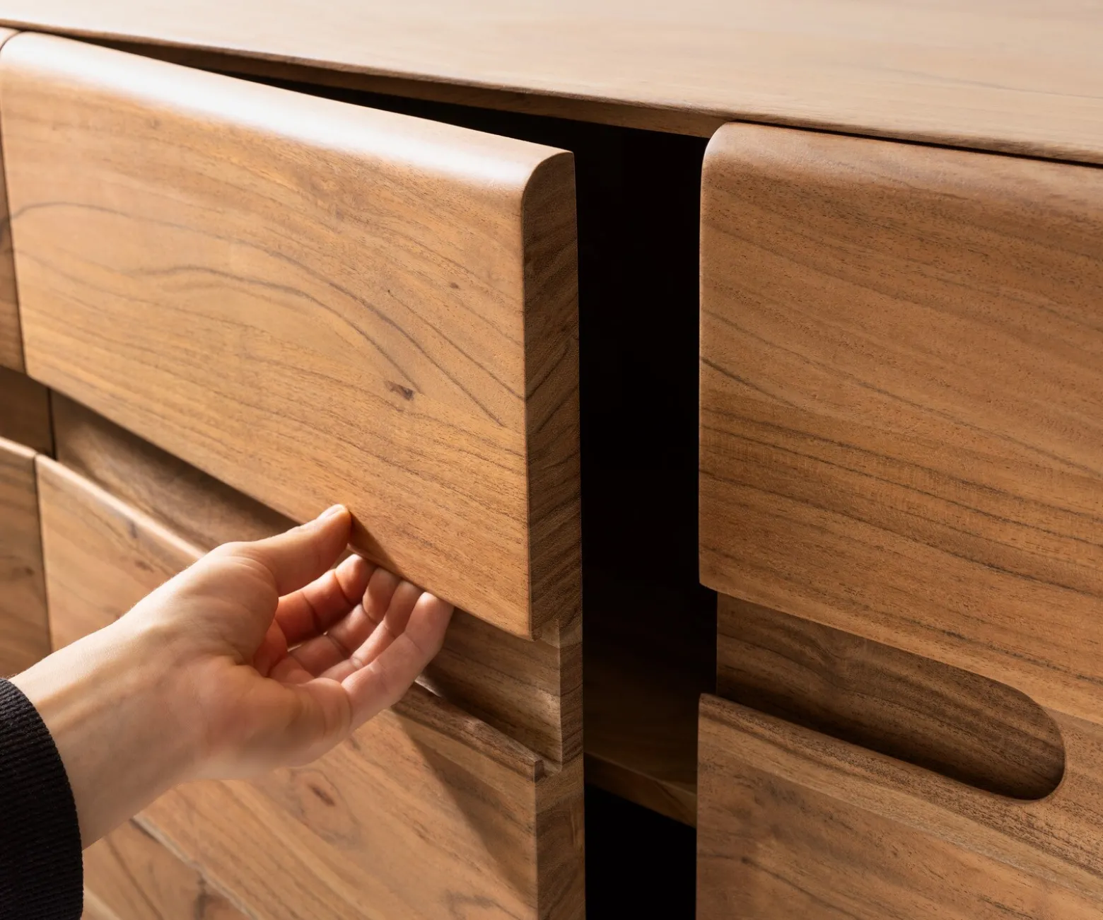 SideboardAnaya 175 cm Akazie Natur 4 Türen L-Fuß Edelstahl Sofort versandfertig